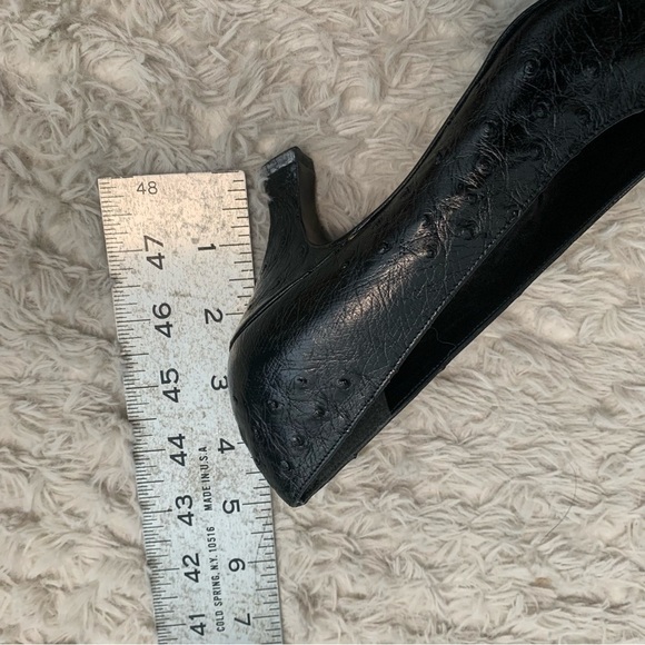 Stuart Weitzman Black Women's Textured Heels 6.5 - Picture 10 of 11
